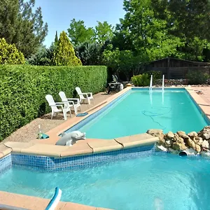  Hébergement de vacances Le Clos Des Cigales Les Lauriers Roses